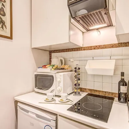 Pantheonview - Imperial Apartment *